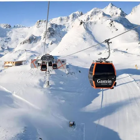 In Near Slopes Daire